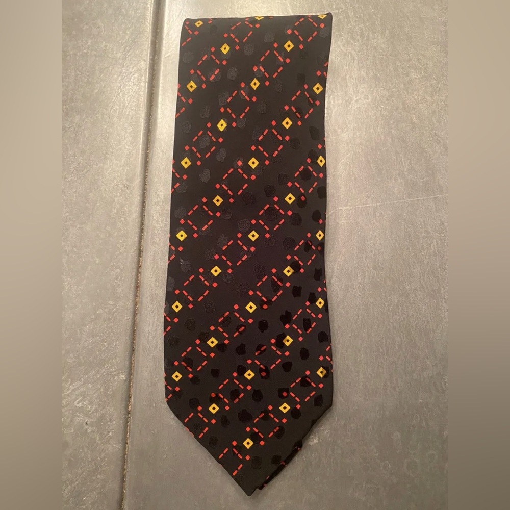 Vintage Brioni 100% Silk Tie Handmade in Italy Patterned and Beautiful